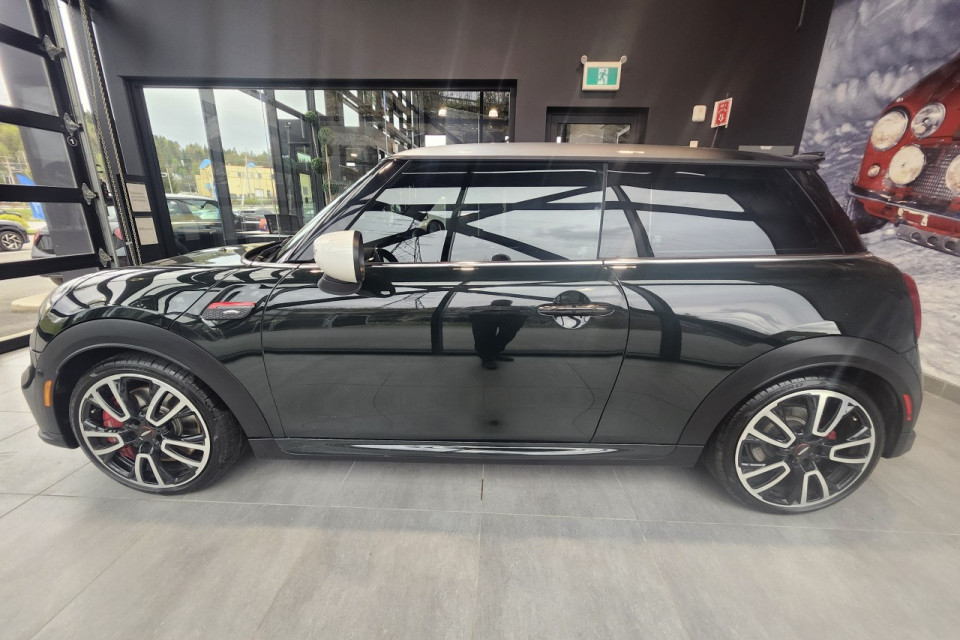 2024 Mini Cooper - Image 2