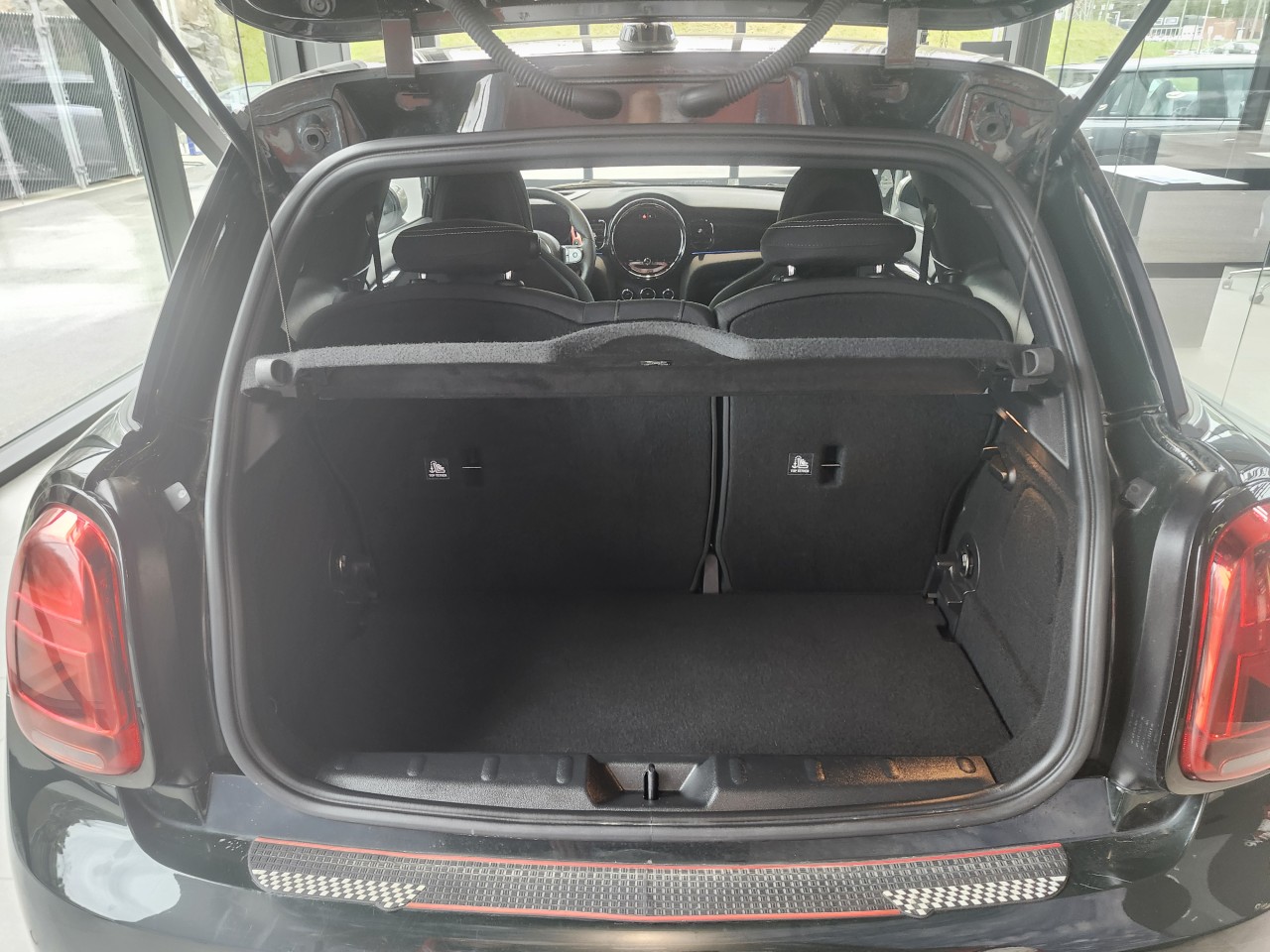 2024 Mini Cooper - Image 6