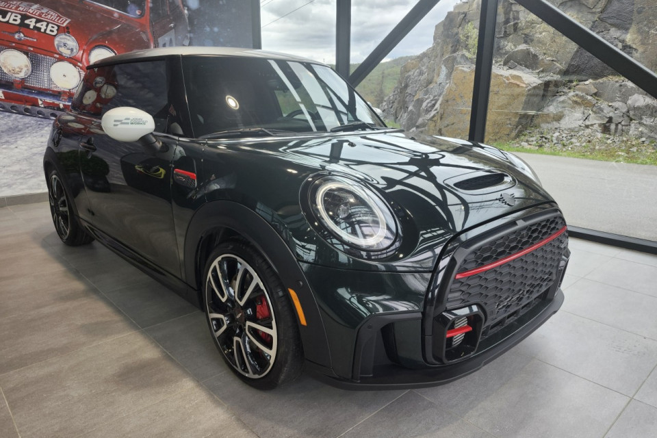 2024 Mini Cooper - Image 9