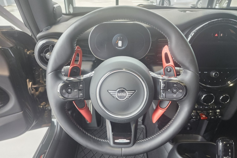 2024 Mini Cooper - Image 12