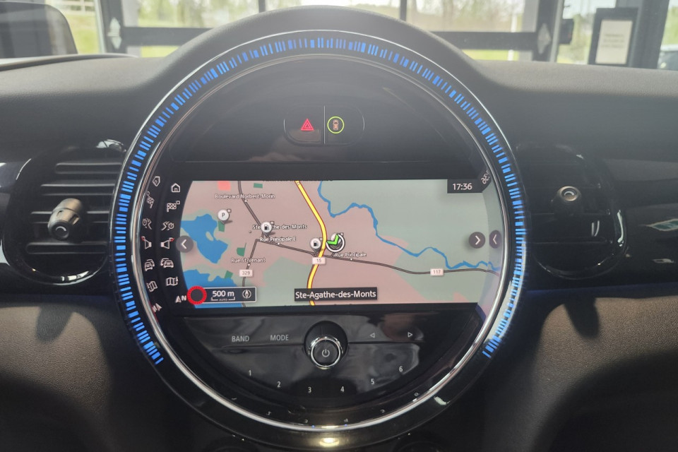 2024 Mini Cooper - Image 17