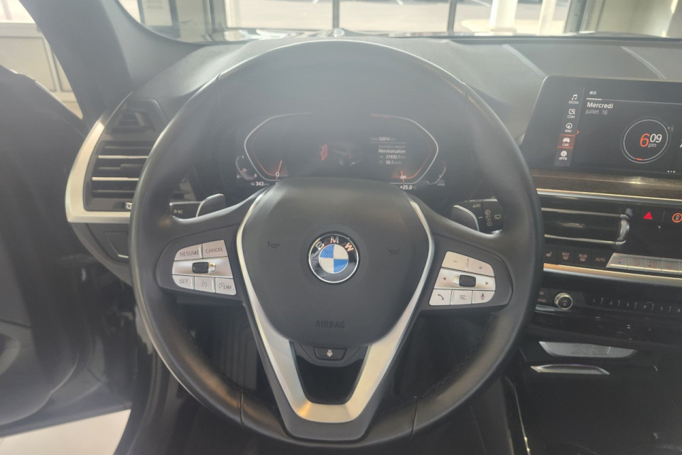 2023 BMW X3 - Image 15