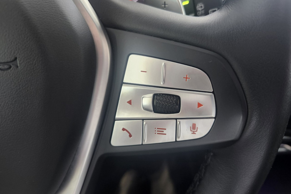 2023 BMW X3 - Image 16