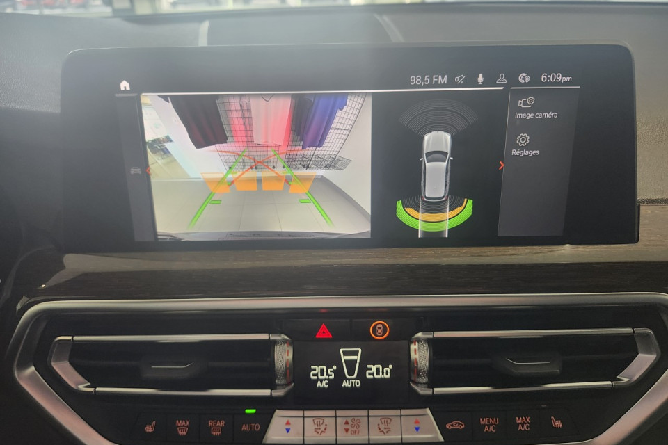 2023 BMW X3 - Image 18