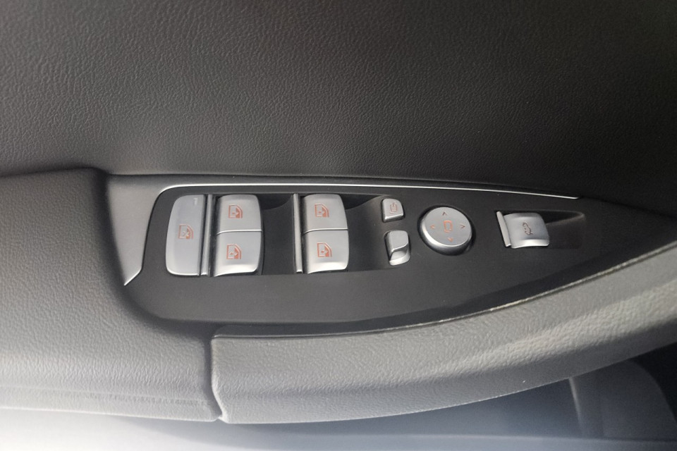 2023 BMW X3 - Image 22