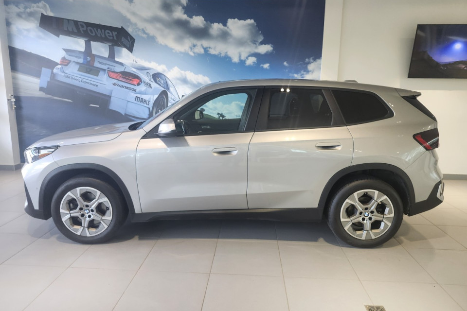 2024 BMW X1 - Image 2