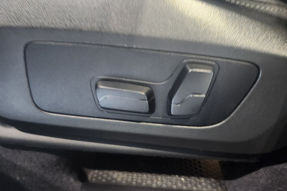 2024 BMW X1 - Image 12