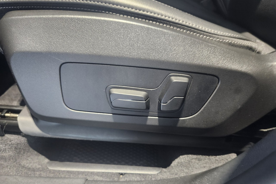 2024 BMW X1 - Image 12