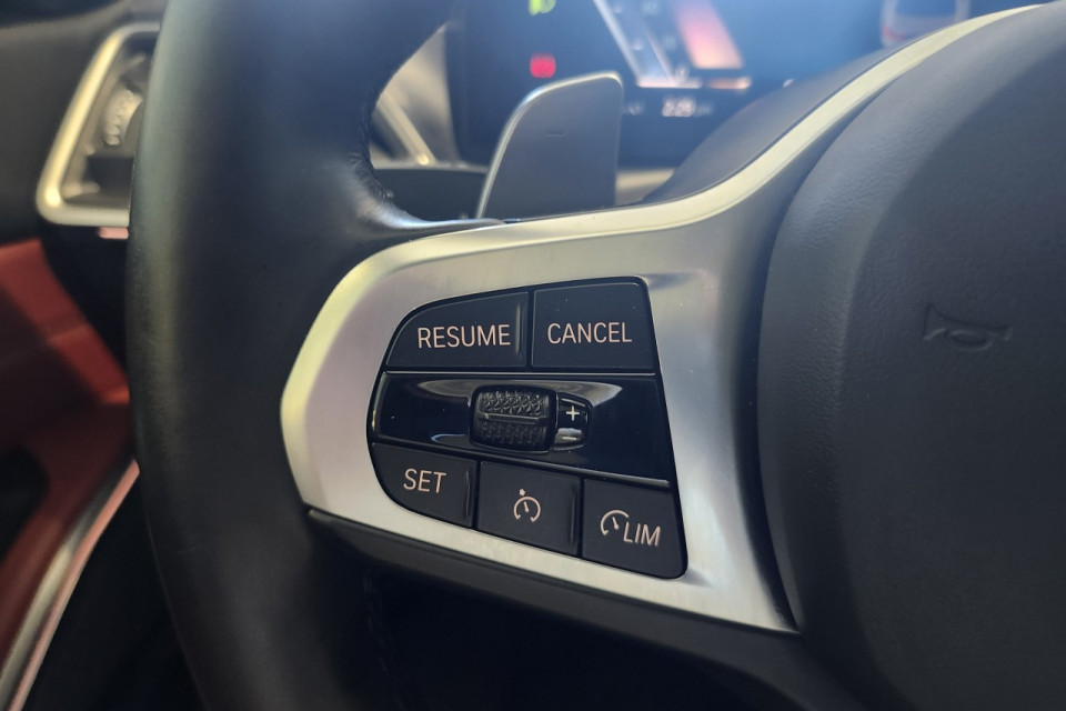 2024 BMW 3 Series - Image 15