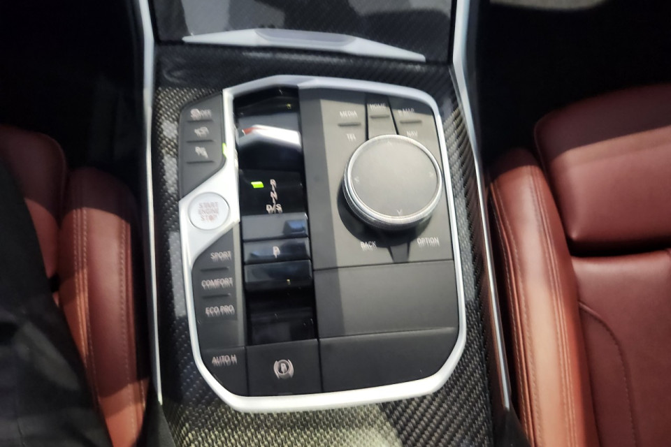 2024 BMW 3 Series - Image 20