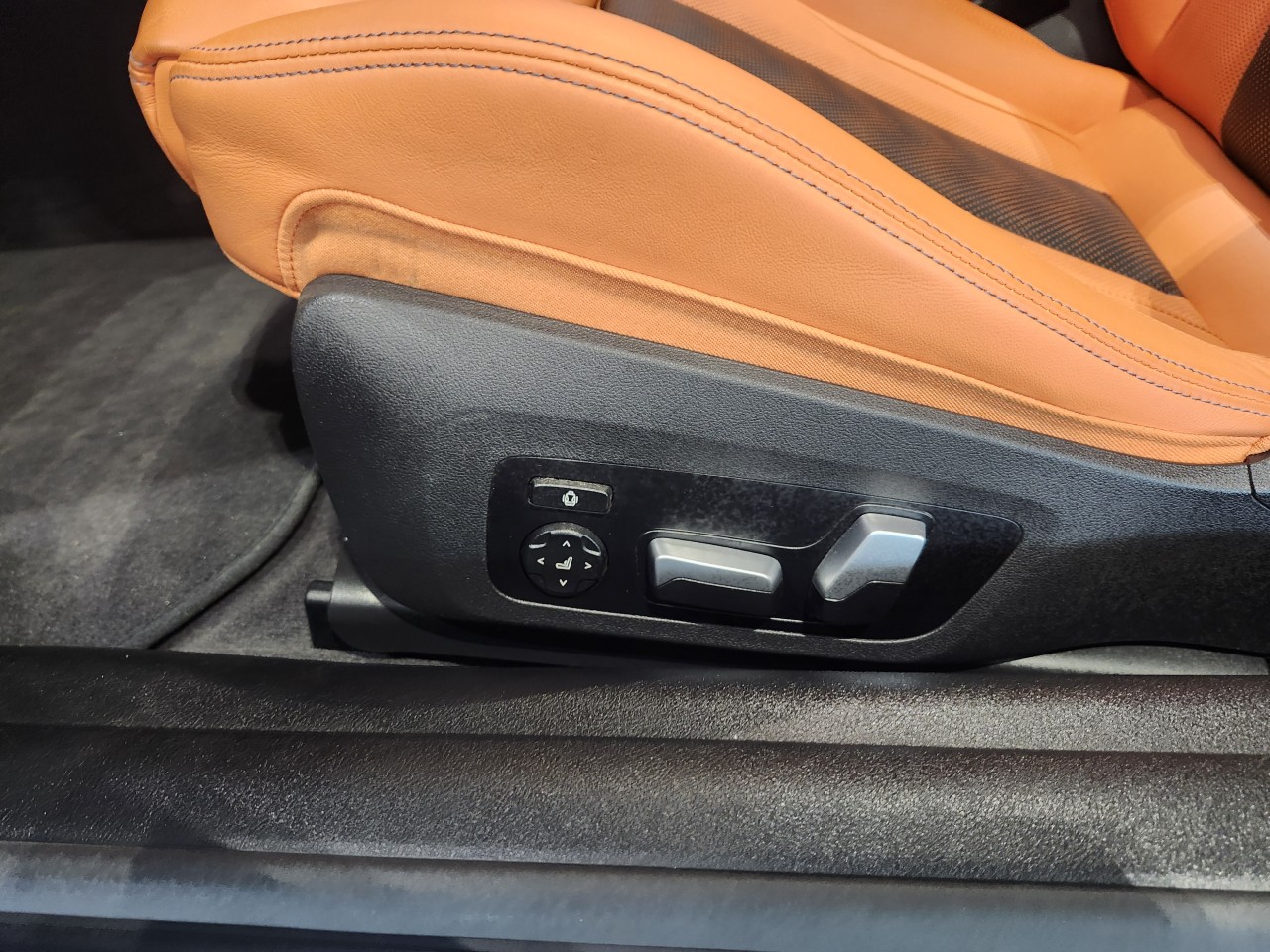 2023 BMW M4 - Image 11