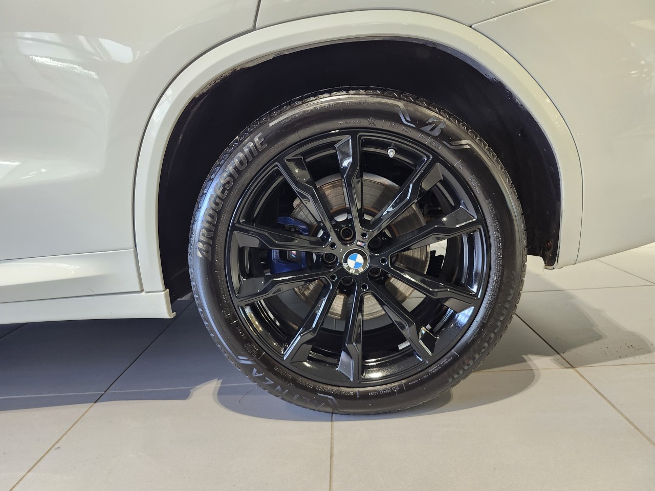 2023 BMW X3 - Image 3