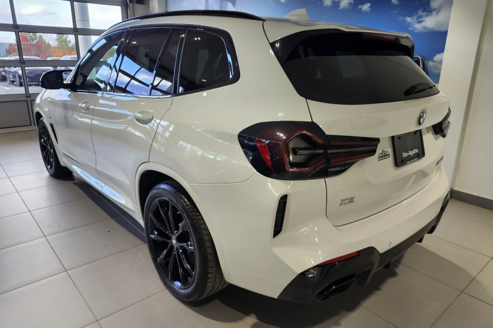 2023 BMW X3 - Image 4