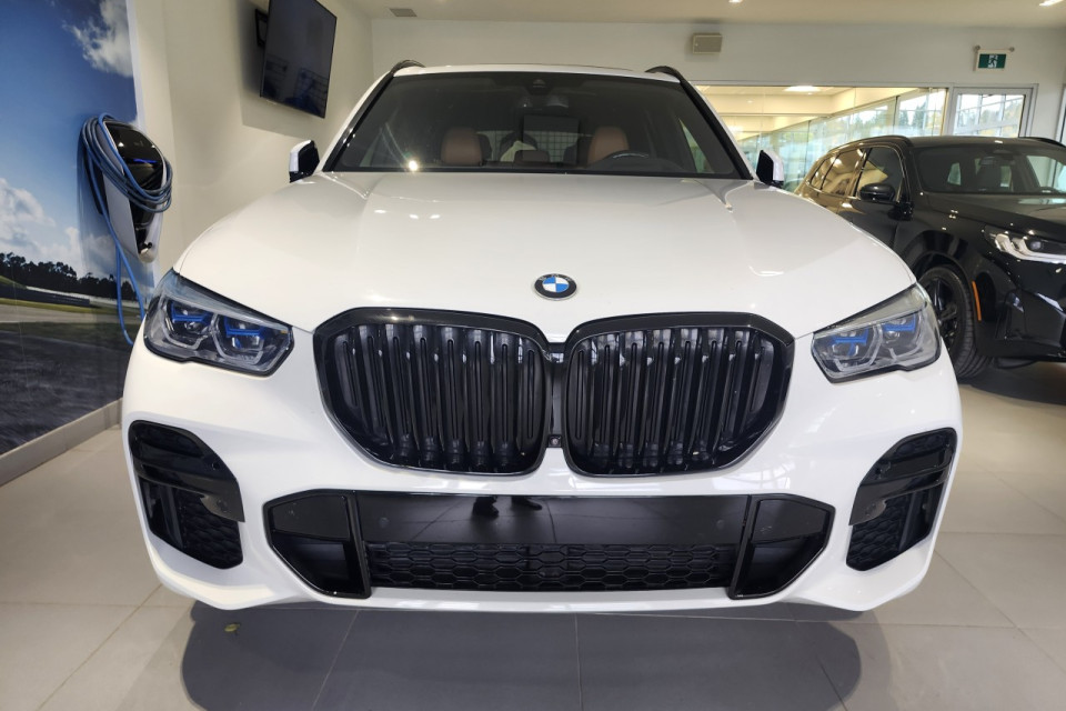 2022 BMW X5 - Image 8