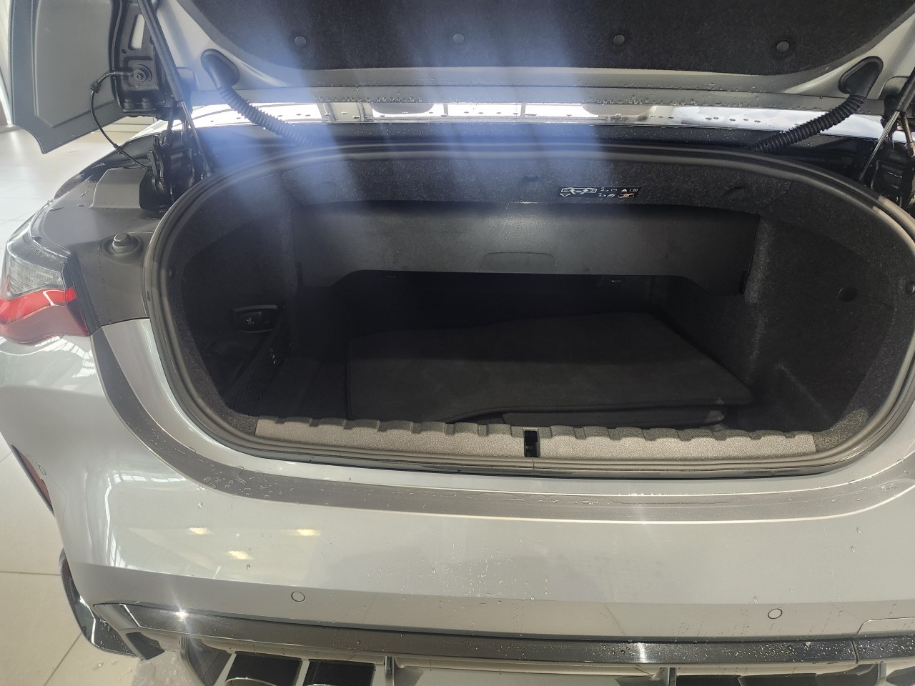 2024 BMW M4 - Image 6