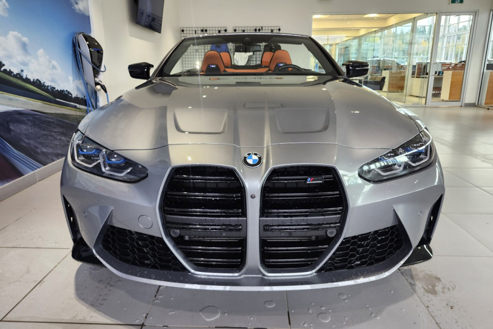 2024 BMW M4 - Image 8