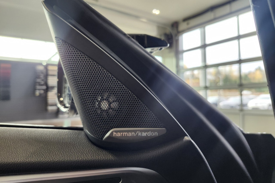 2024 BMW M4 - Image 19