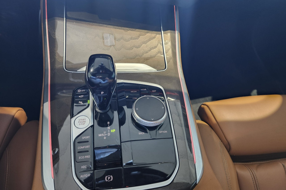 2022 BMW X5 - Image 21