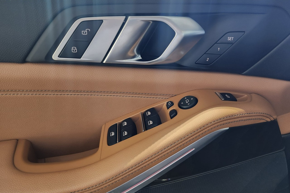 2022 BMW X5 - Image 22