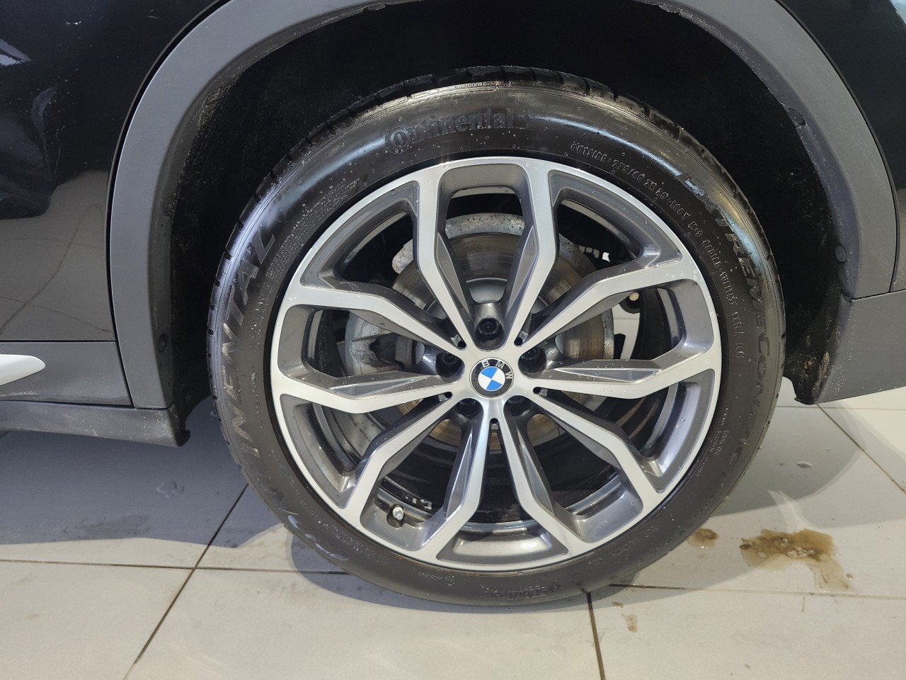 2023 BMW X3 - Image 2