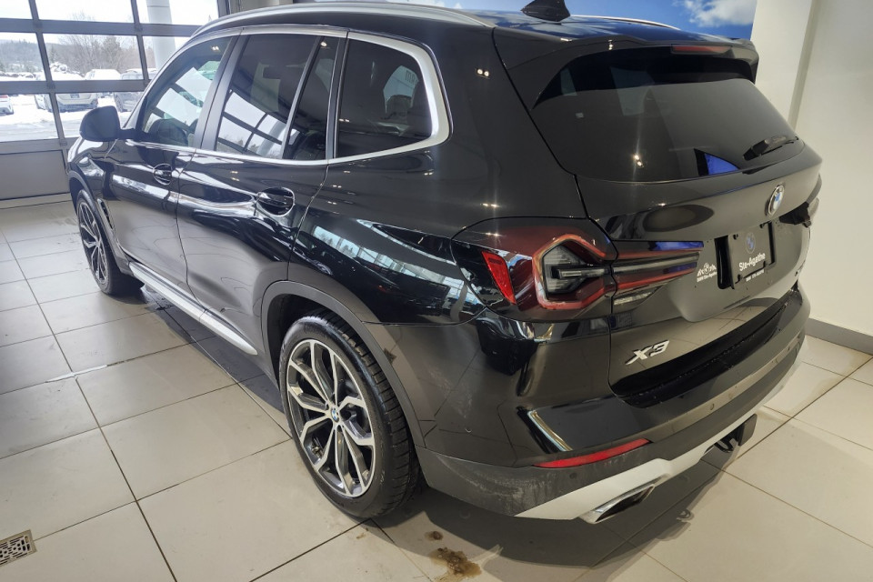 2023 BMW X3 - Image 3