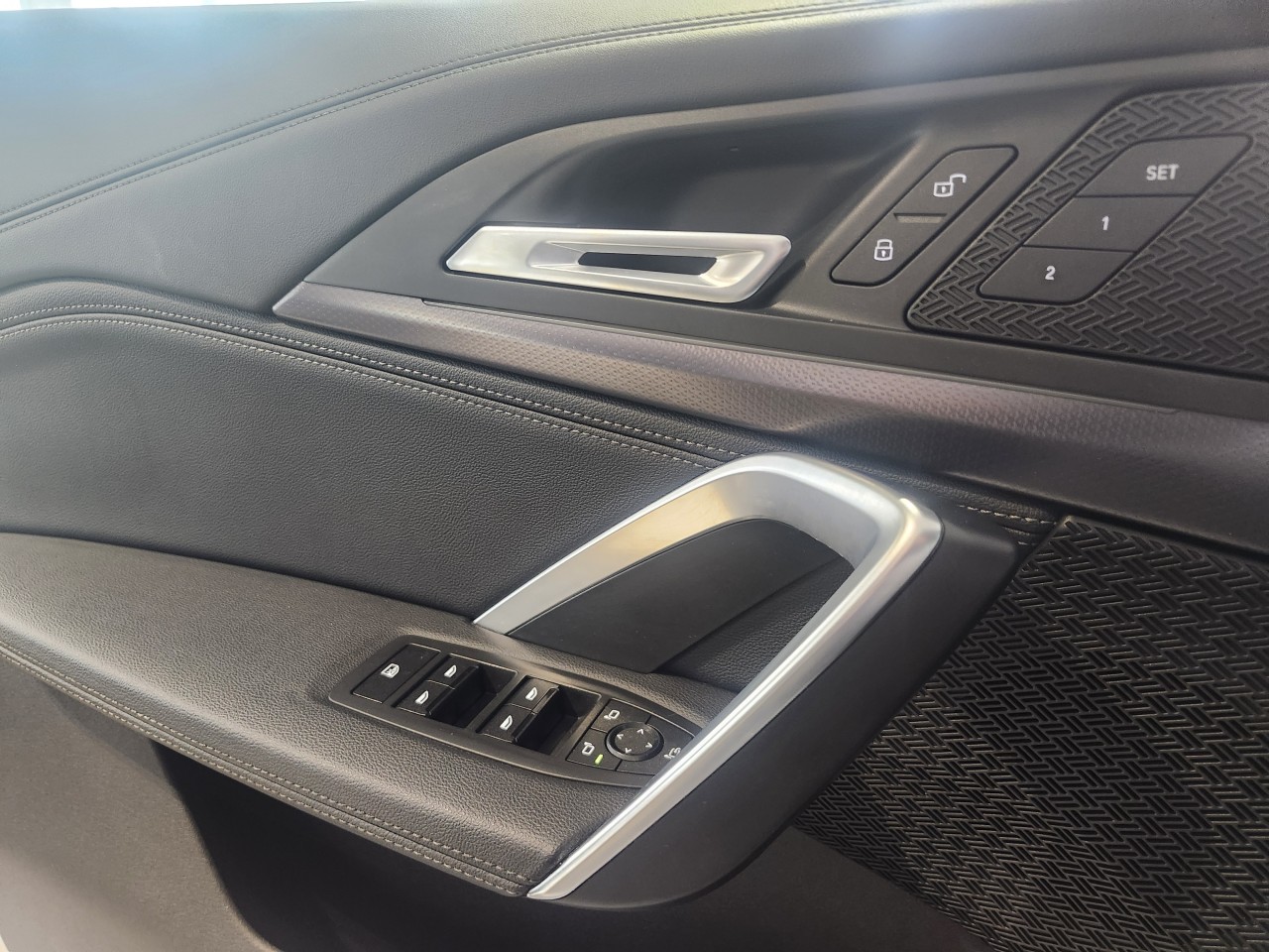 2023 BMW X1 - Image 23