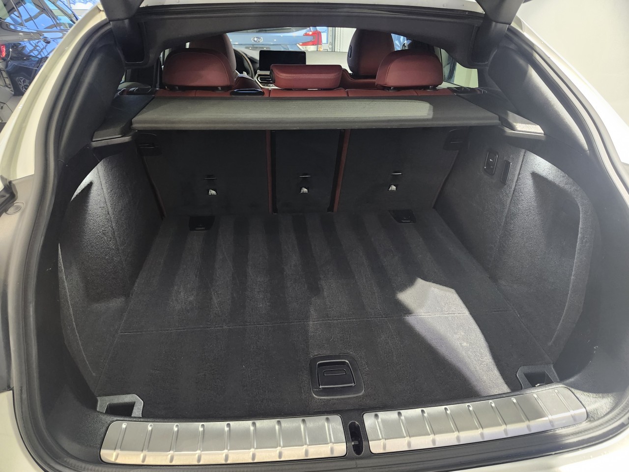 2023 BMW X4 - Image 5