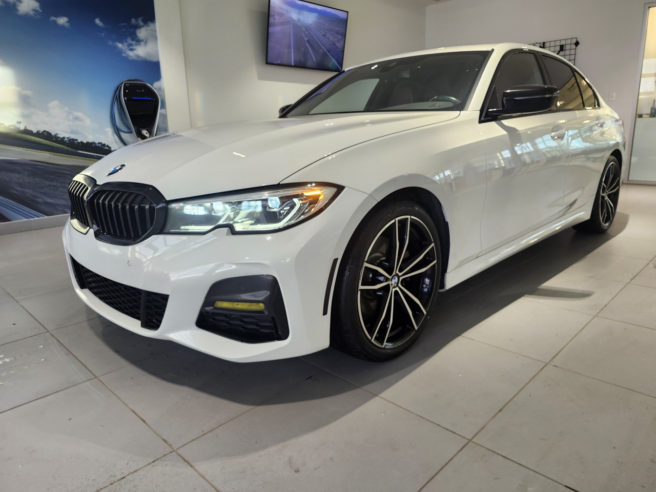 2022 BMW 3 series - Image 1