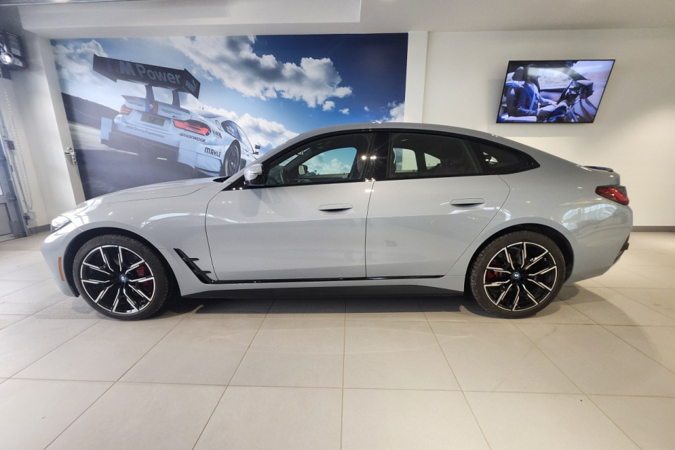 2024 BMW i4 - Image 2