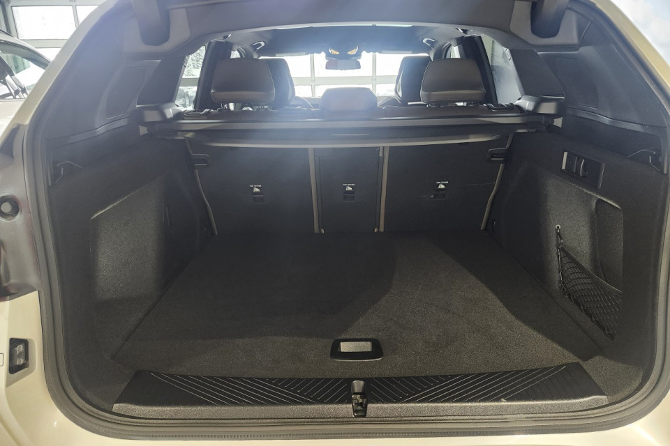 2025 BMW X3 - Image 5