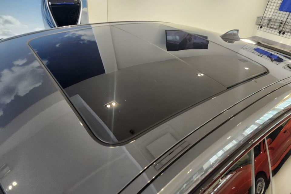 2021 BMW 2 Series - Image 10