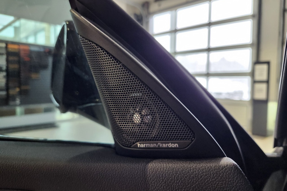 2021 BMW 2 Series - Image 21