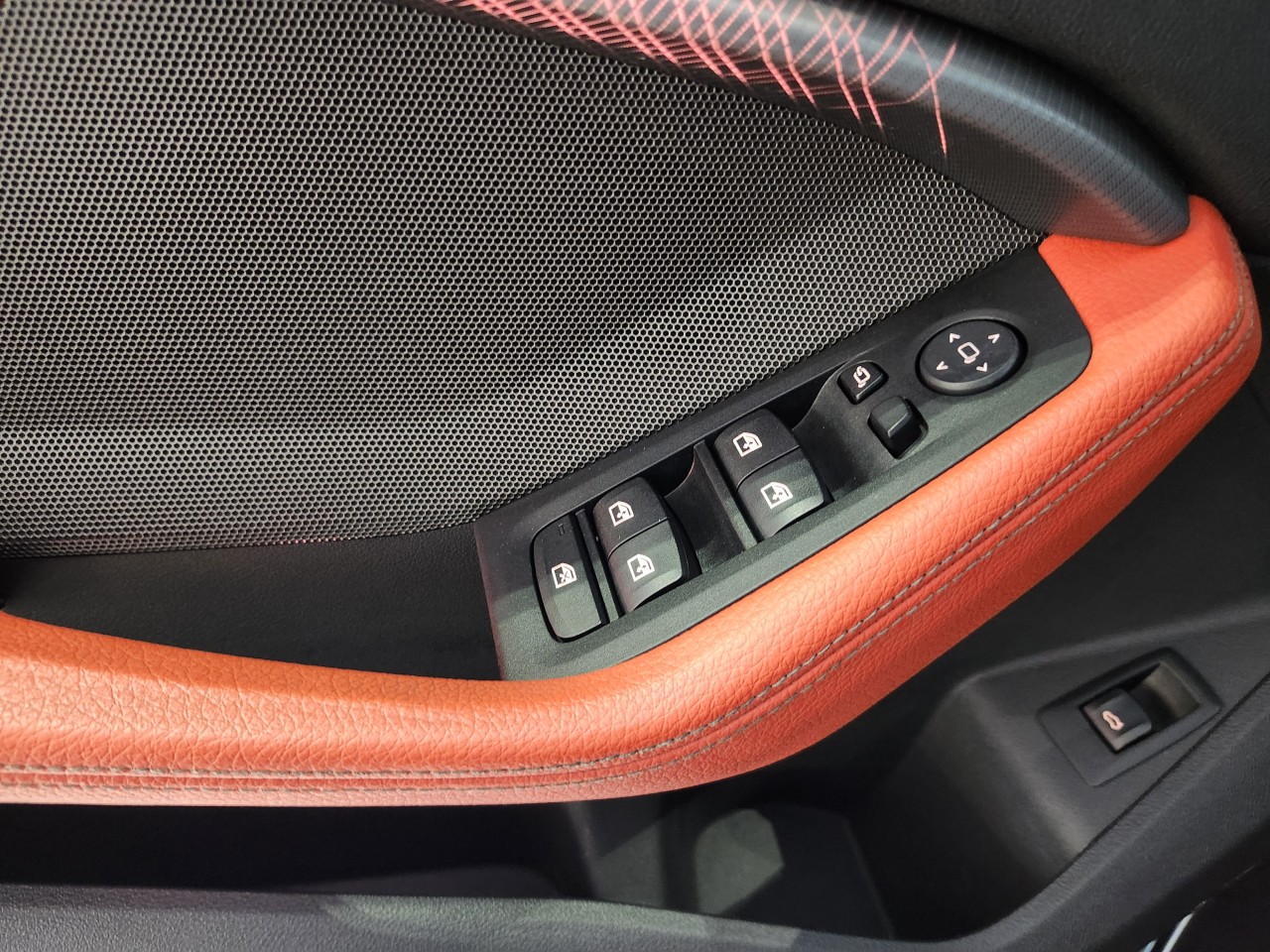 2021 BMW 2 Series - Image 22