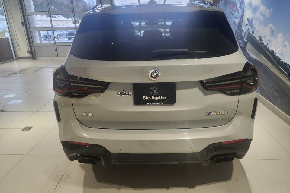 2023 BMW X3 - Image 4