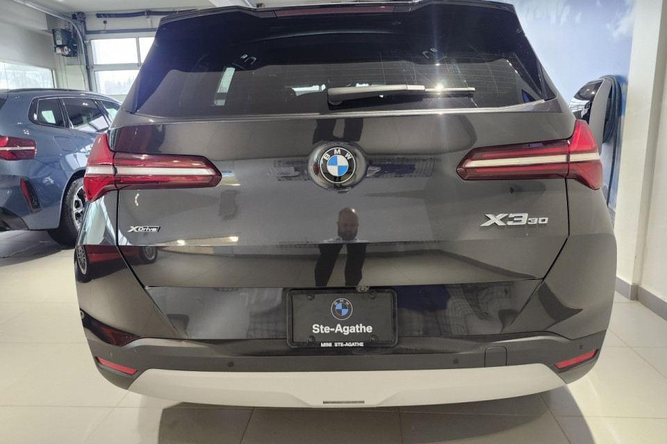 2025 BMW X3 - Image 5