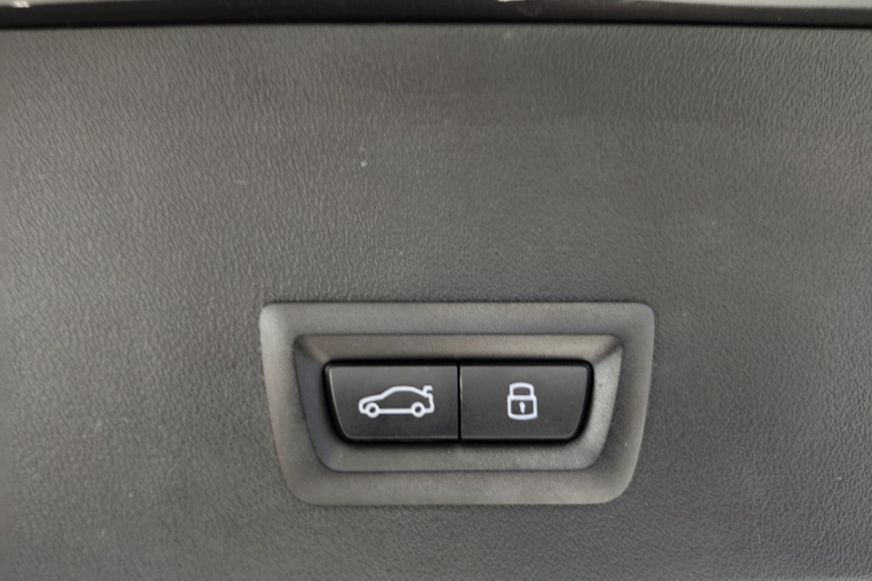 2025 BMW X3 - Image 7