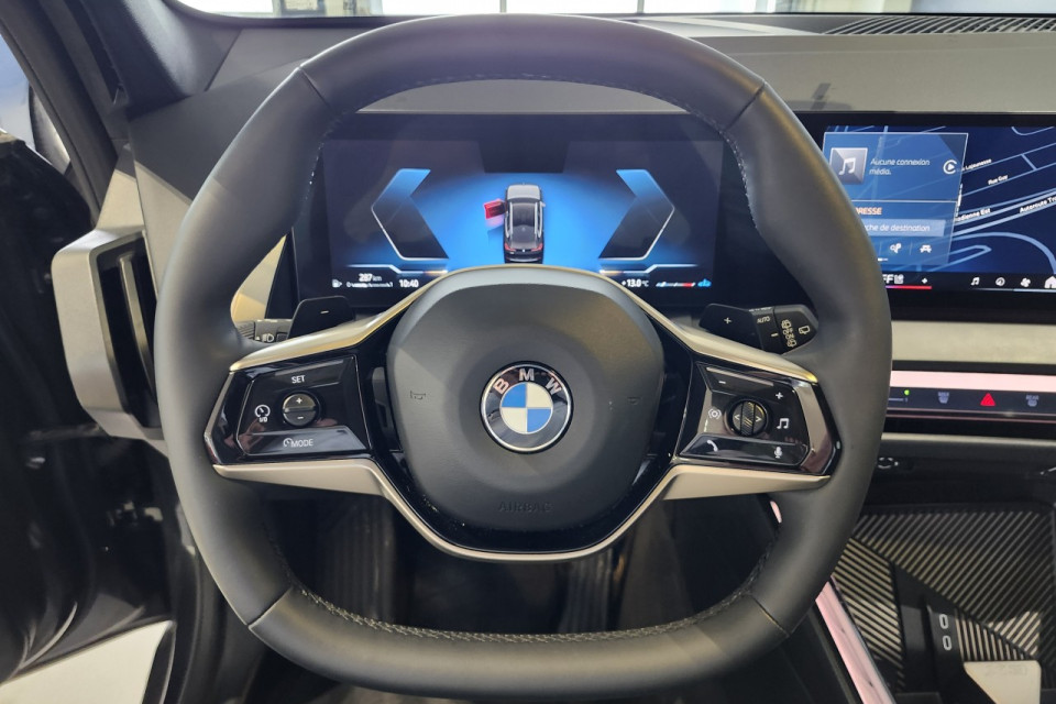 2025 BMW X3 - Image 15