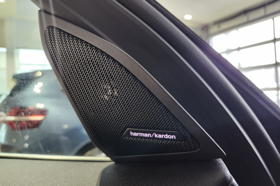 2025 BMW X3 - Image 23