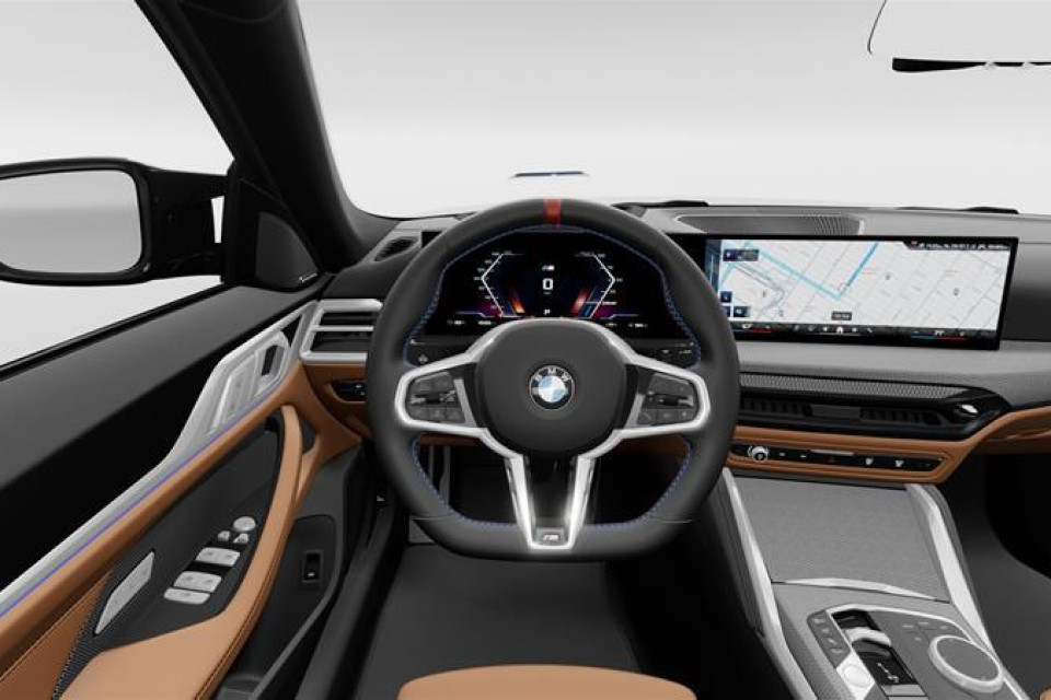 2025 BMW i4 - Image 13