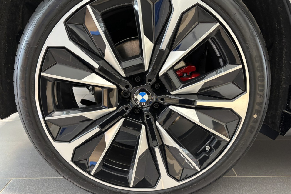 2026 BMW iX - Image 3