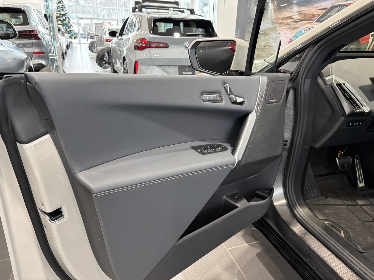 2026 BMW iX - Image 12