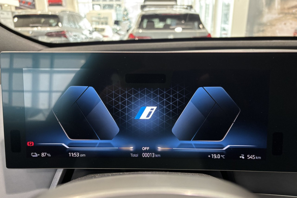 2026 BMW iX - Image 17