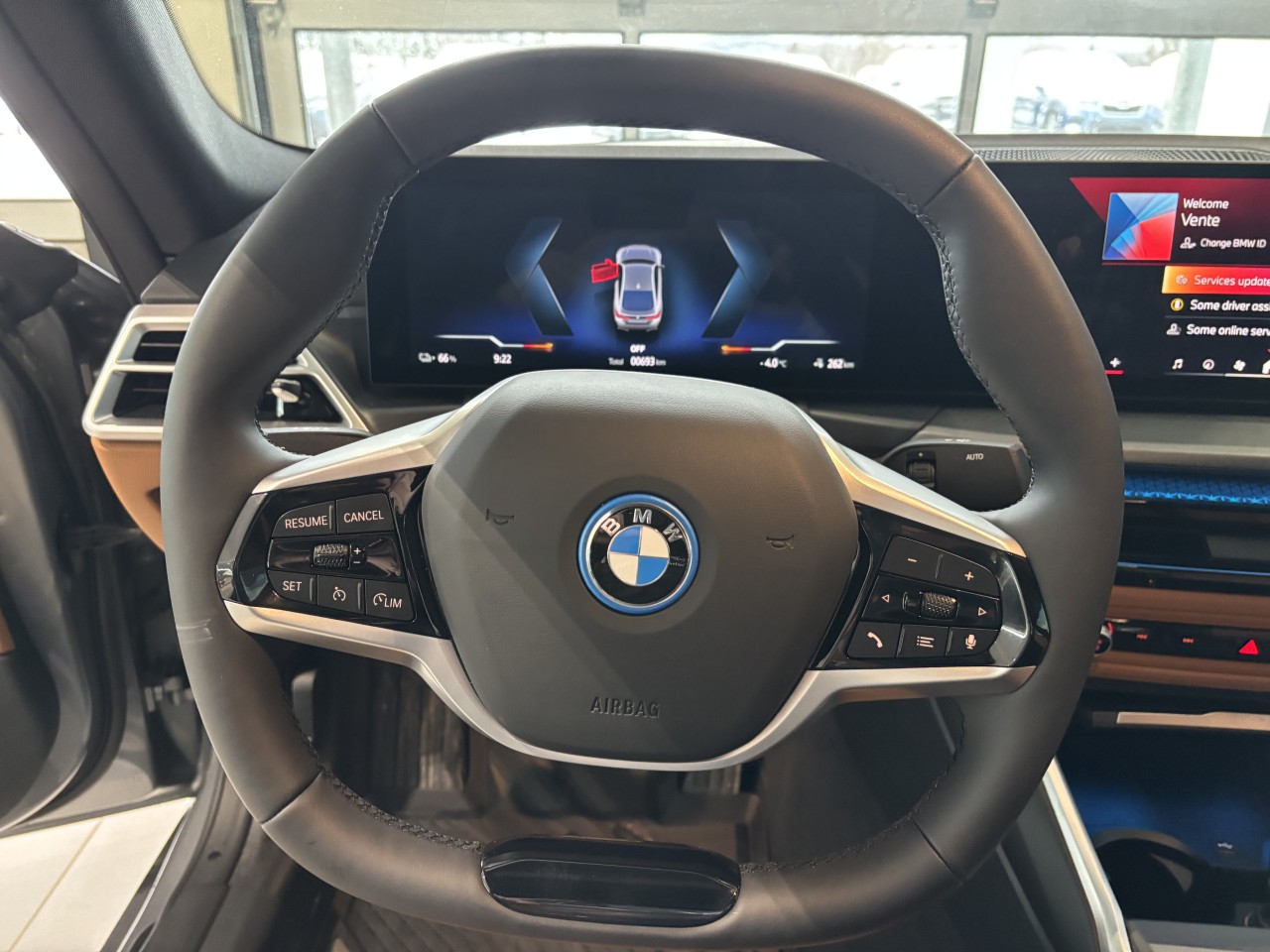 2025 BMW i4 - Image 16