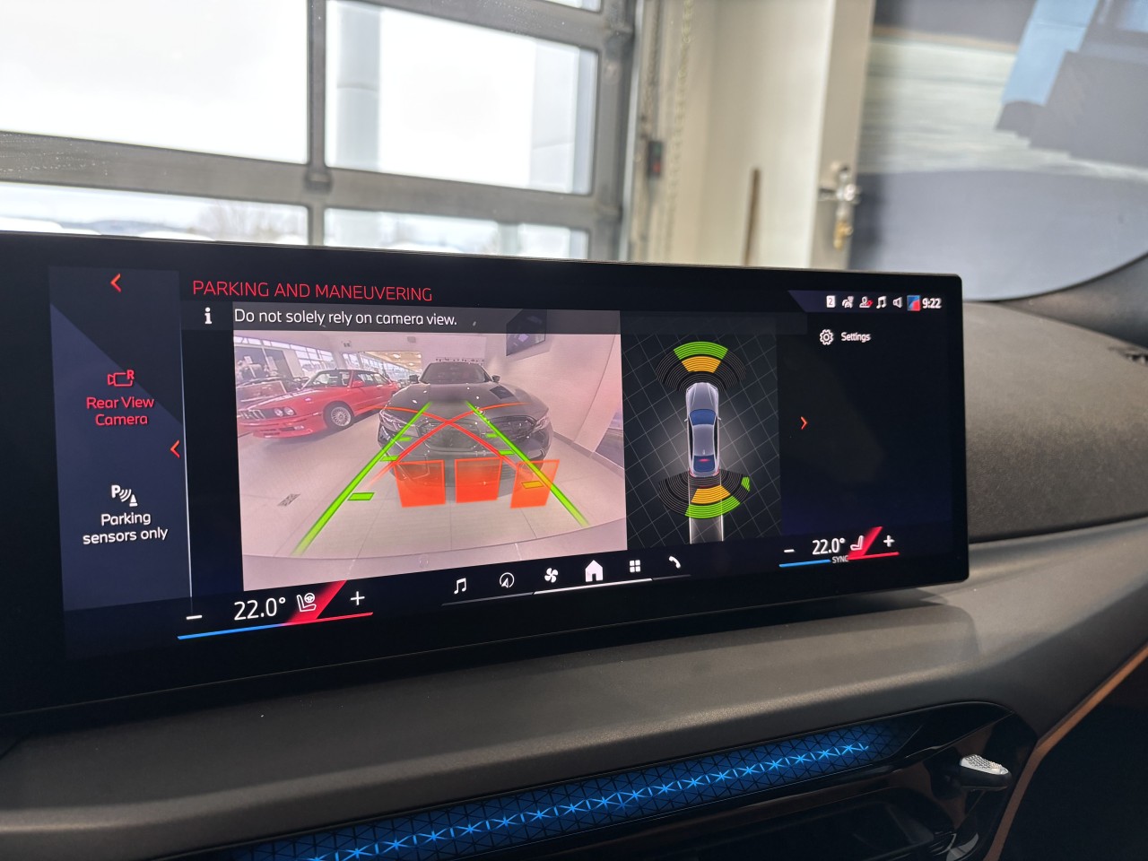 2025 BMW i4 - Image 20