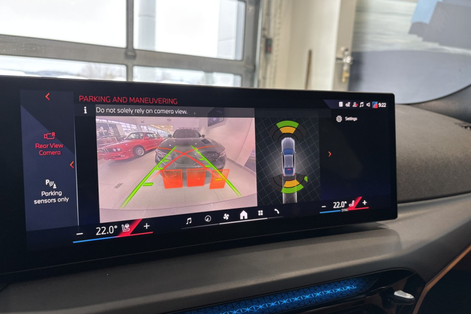 2025 BMW i4 - Image 20