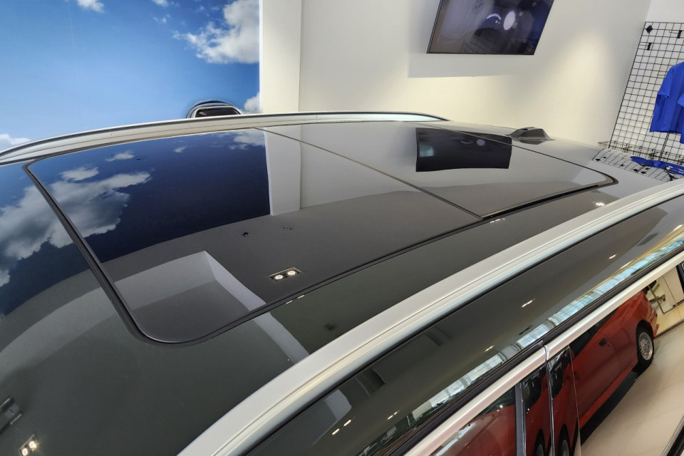 2023 BMW X1 - Image 10