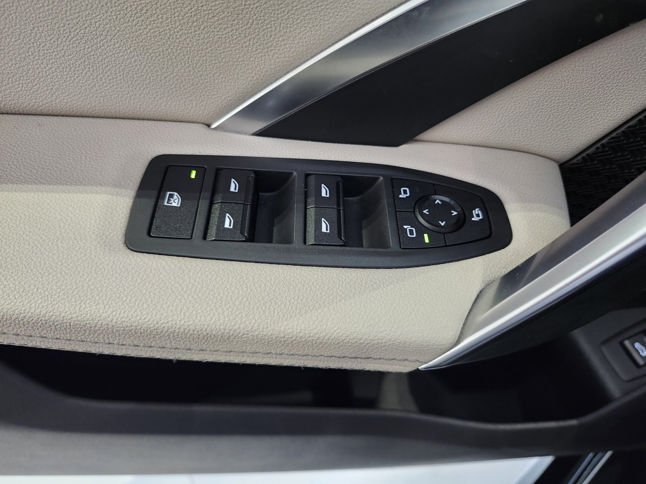 2023 BMW X1 - Image 21