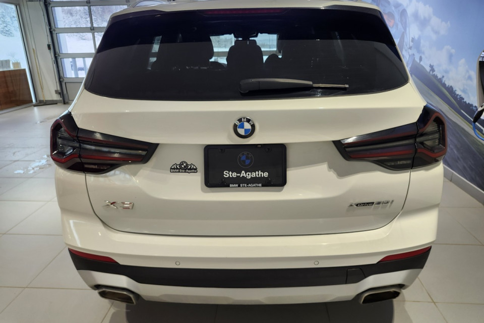 2023 BMW X3 - Image 5