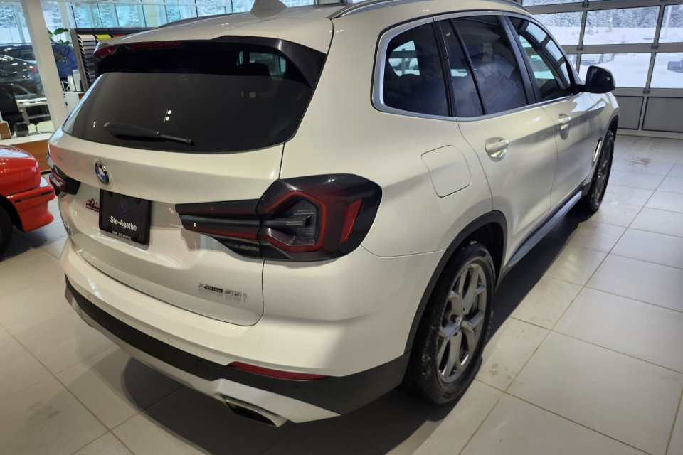2023 BMW X3 - Image 6