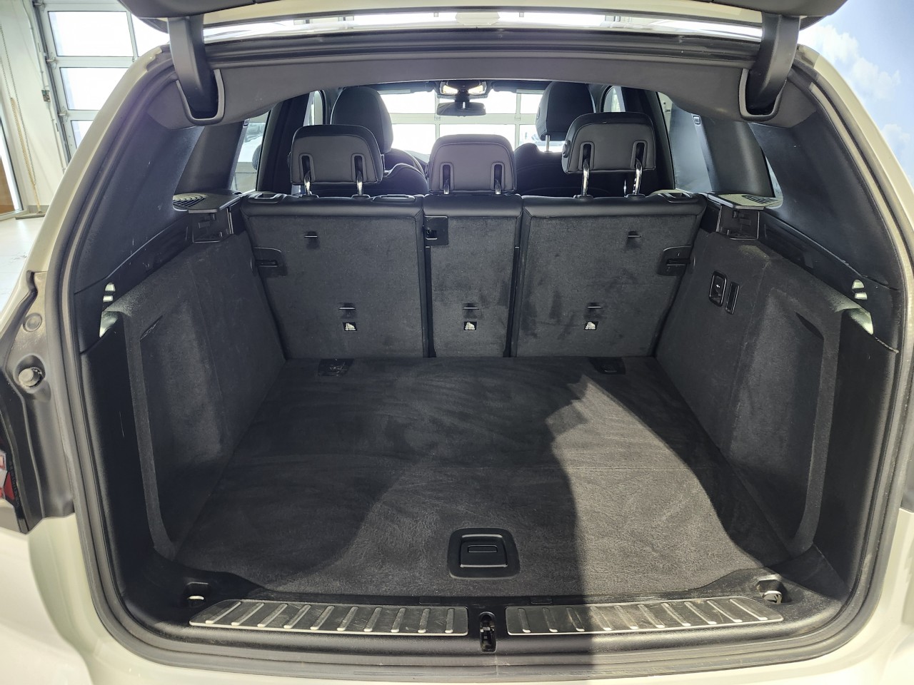 2023 BMW X3 - Image 7